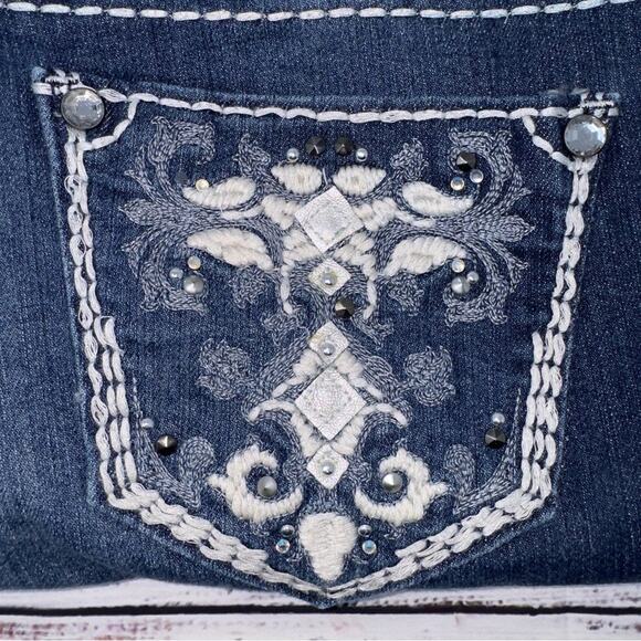 Paisley Sky Embroidered Jeans Dark Wash blue womens Size 6 - Picture 6 of 8